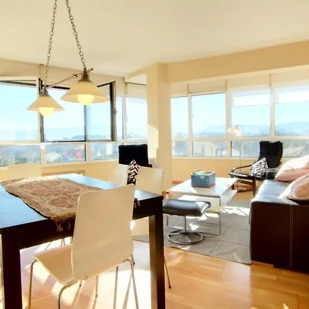 Rufo Rendueles Apartment *